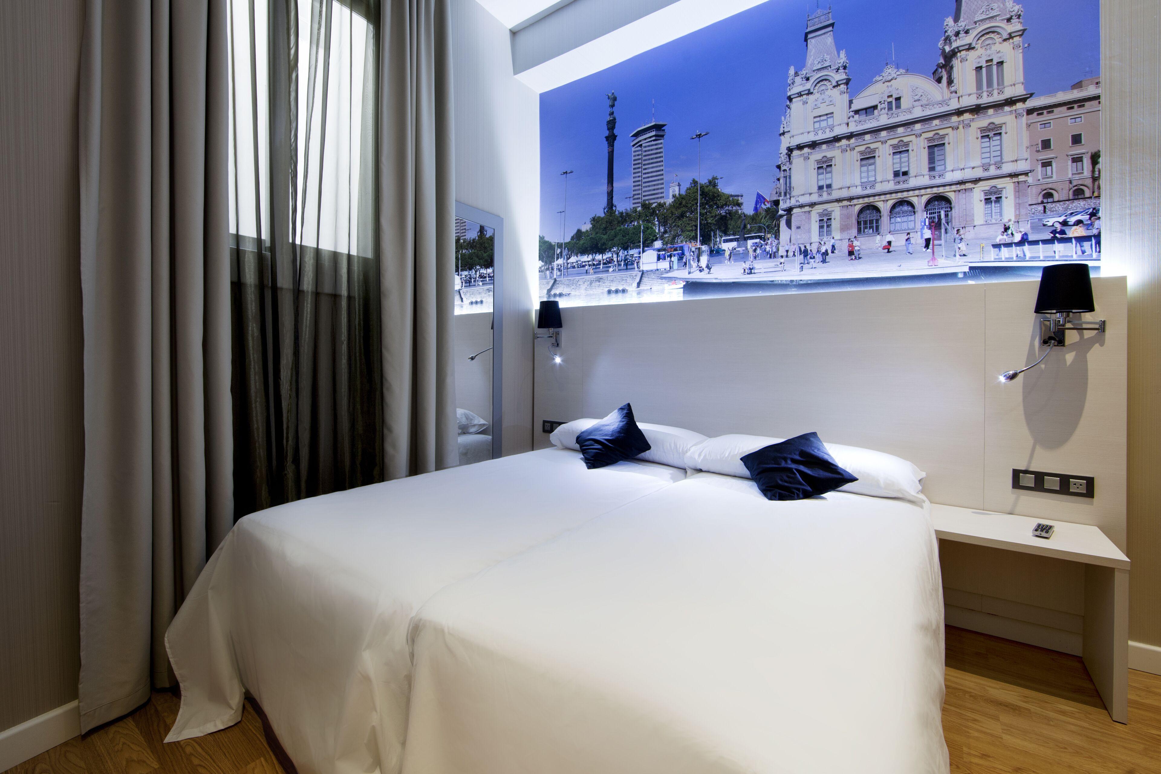 Hostal Bcn Ramblas — Foto’s 3