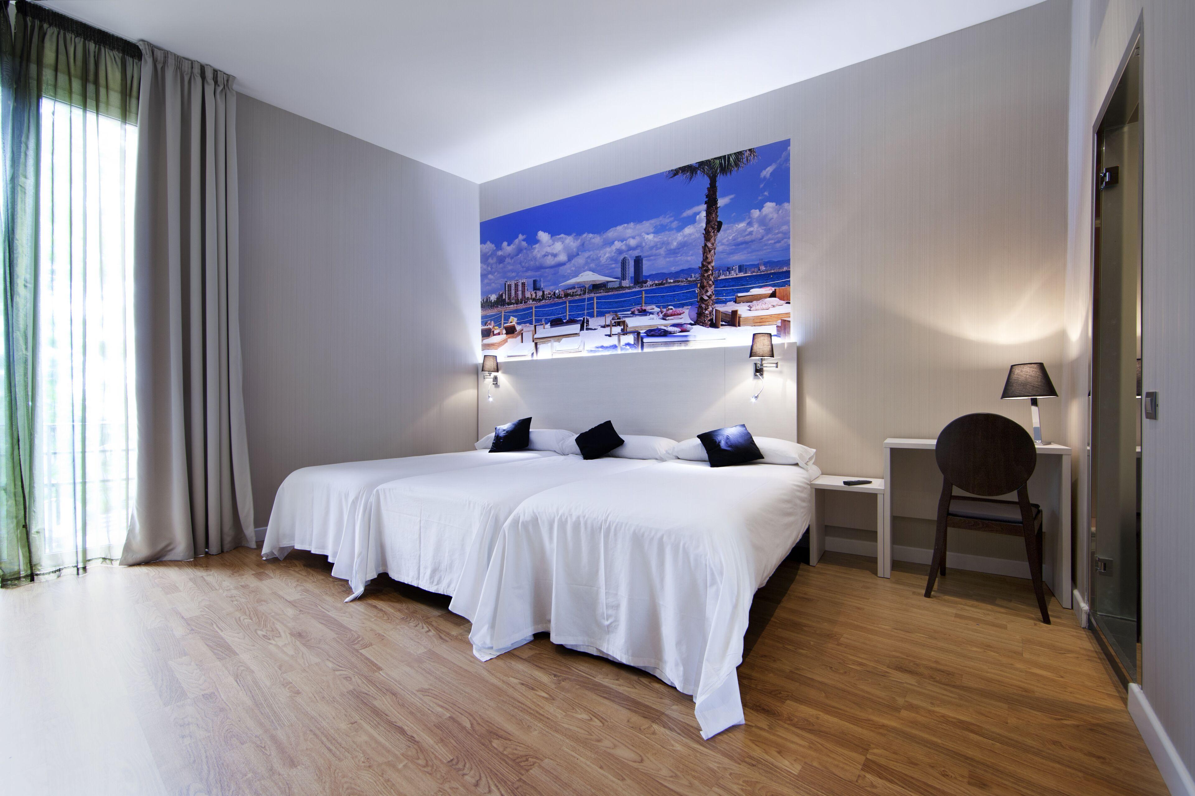 Hostal Bcn Ramblas — Foto’s 1